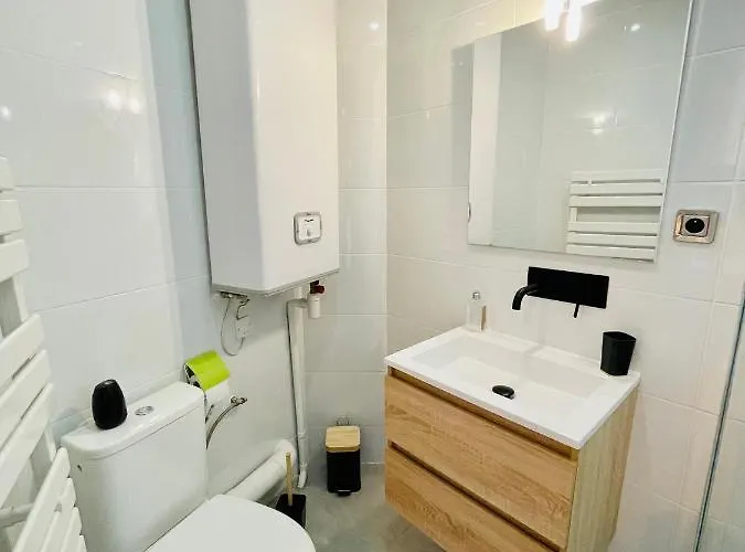 Chez Fifi - 28m2 - Hyper Centre - Wifi * Cassis